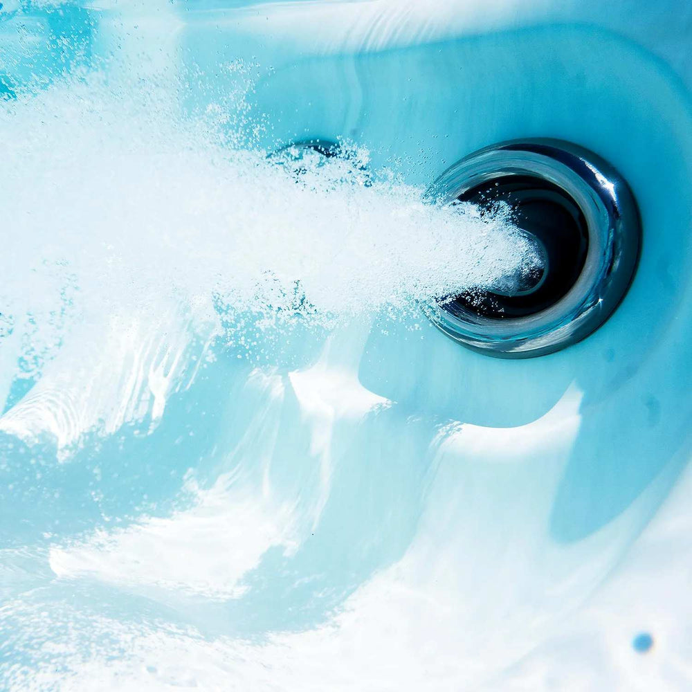 Outdoor Whirlpool 8 - 9 Personen winterfest Reluxis Olympus Life Wellis Garten kaufen Datailbild Düsen an Unterwasser