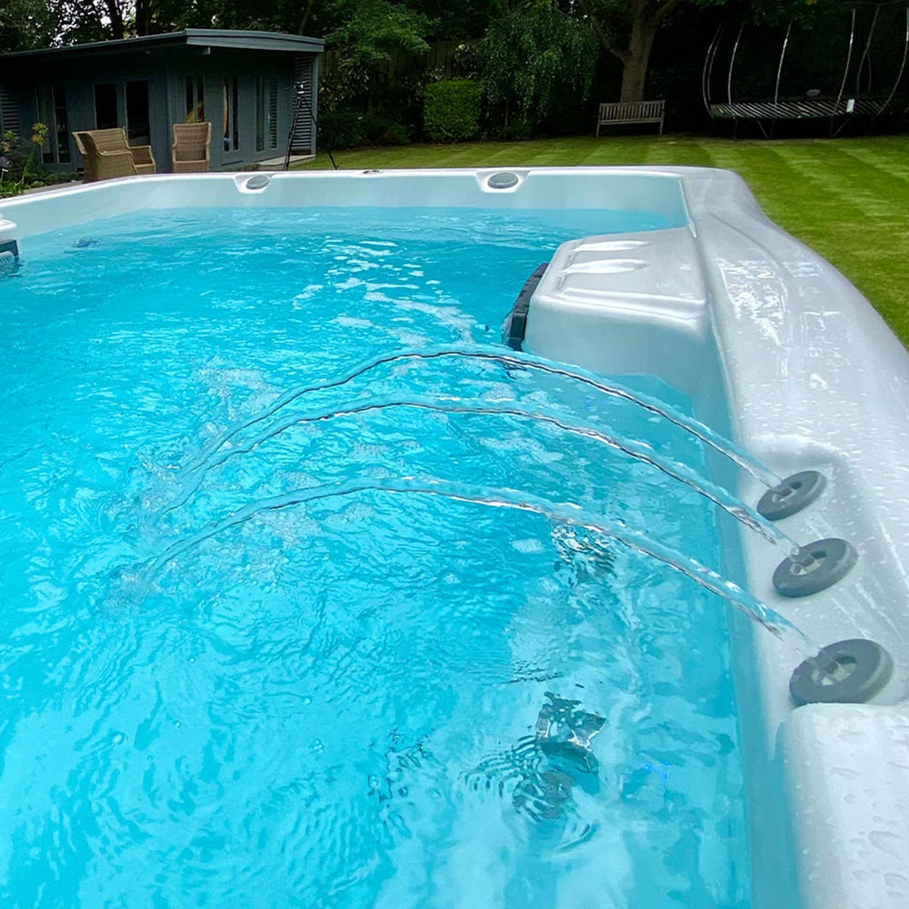 Swim Spa Reluxis Amazonas Riverjet Life Wellis Pool kaufen Preise für den Garten Wasserstrahl