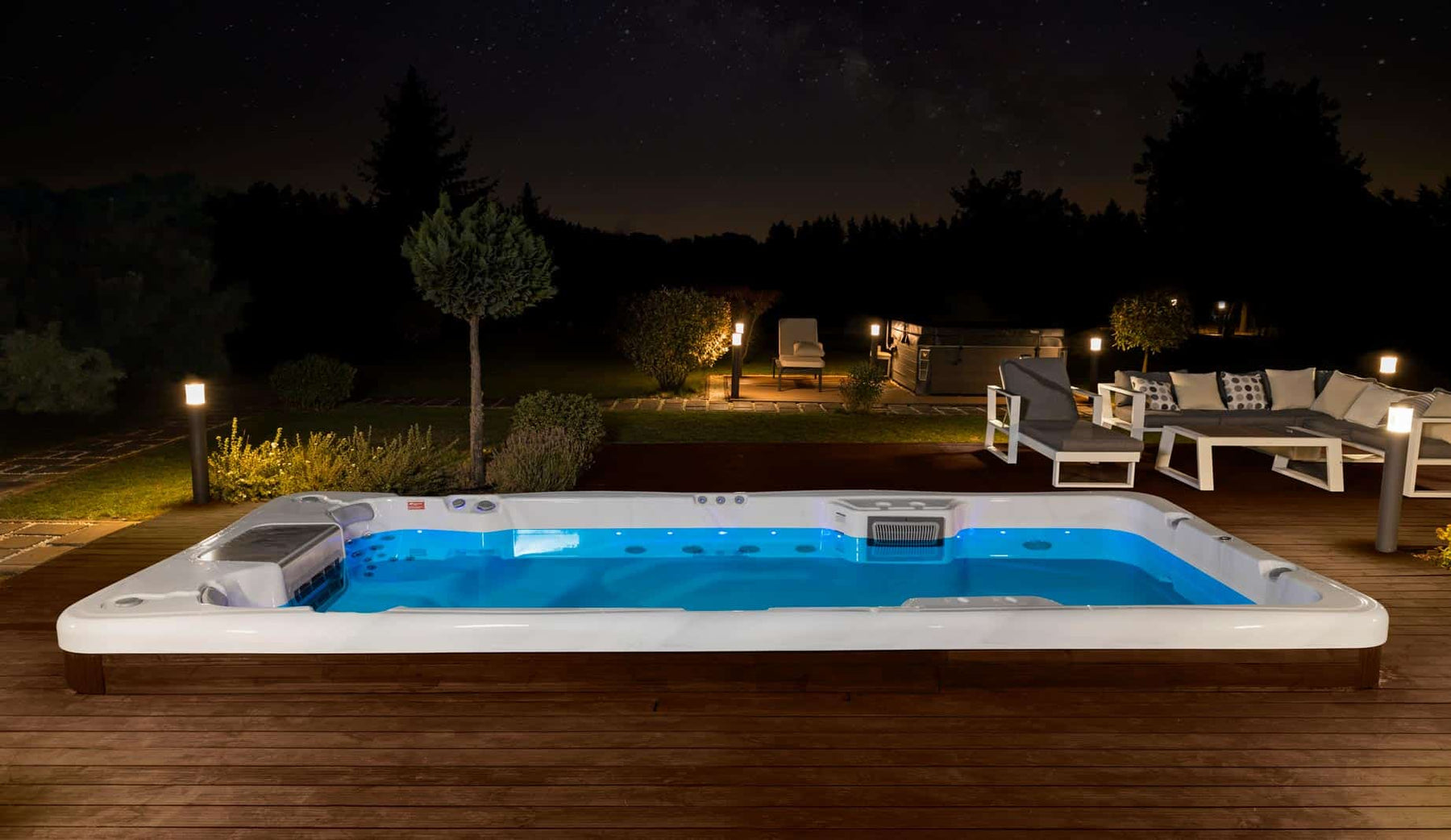 Swim Spa Reluxis Amazonas W Flow Wellis Pool kaufen Preise für den Garten nachts