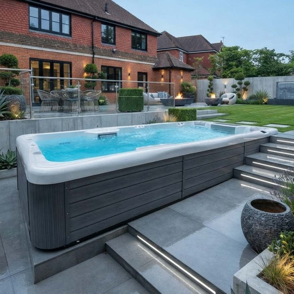 Swim Spa halb versenkt eingebaut Reluxis Donau Riverjet Life Wellis Pool kaufen Swimspa Pool mit Abdeckung Outdoor Garten Deutschland Österreich Berlin München Köln Wien Graz Linz