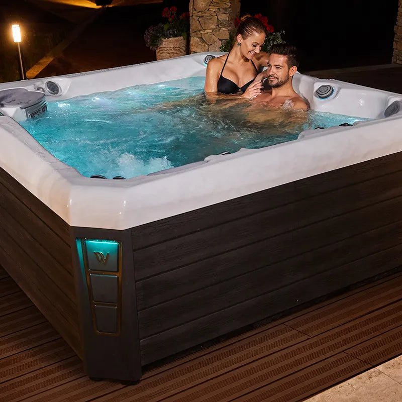 Whirlpool Garten 4 - 5 Personen winterfest Outdoor Reluxis Palermo Life Wellis kaufen eckig auf Terrasse mit 2 Personen drin