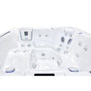 Whirlpool Garten 6 Personen winterfest Reluxis Atlas Life Wellis kaufen 1 Liege 5 Sitzplätze Detailansicht