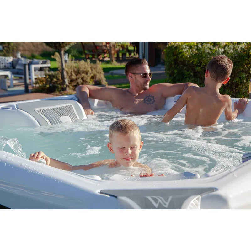 Whirlpool Outdoor 6 - 7 Personen winterfest Reluxis Elbrus Life Wellis Garten kaufen 3 Personen drine