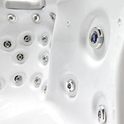 Whirlpool Outdoor 6 Personen winterfest Reluxis Jupiter Wellis im Garten kaufen Angebot draußen energiesparend für Terrasse Detailbild Düsen