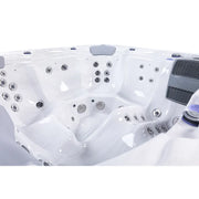 Whirlpool Outdoor 6 Personen winterfest Reluxis Lugano Life Wellis Garten kaufen viereckig freistehend Detailbild Sitze
