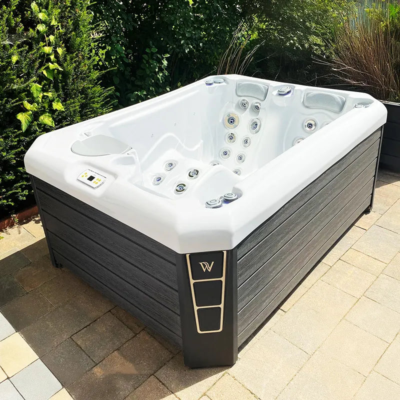 Whirlpool Outdoor winterfest 2 - 3 Personen | Reluxis Manhattan Life