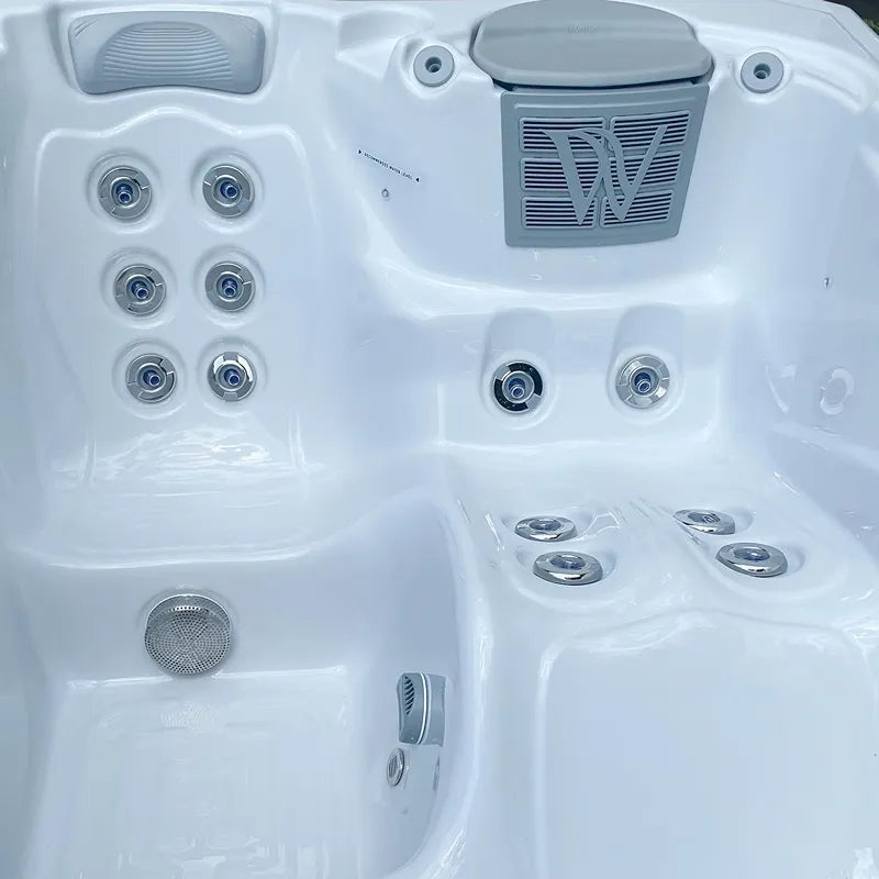 Whirlpool Outdoor winterfest 2 - 3 Personen Reluxis Manhattan Life Wellis Garten kaufen rechteckig Detailbild Düse + Filter