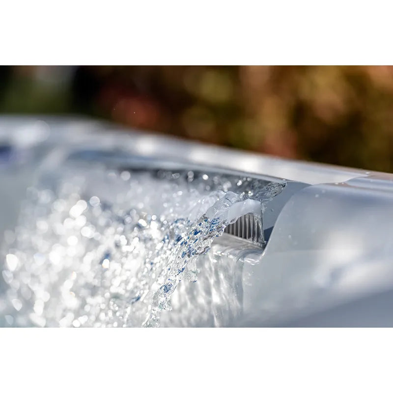 Whirlpool Outdoor winterfest für 2 4 5 Personen Reluxis Everest Life Wellis Garten Preis kaufen Detailbild Wasserfall