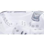 Whirlpool Outdoor winterfest für 2 4 5 Personen Reluxis Everest Life Wellis Garten Preis kaufen Detailbild Düsen + Filter