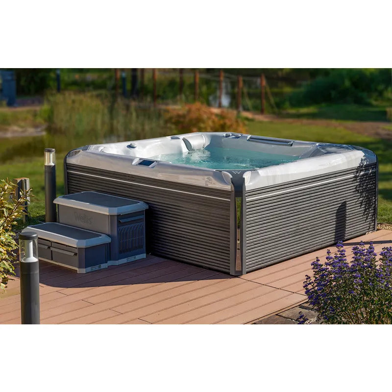 Whirlpool Outdoor winterfest für 2 4 5 Personen Reluxis Everest Life Wellis Garten Preis kaufen mit Wärmepumpe in Treppe